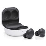 عکس سوم هدفون بلوتوثی سامسونگ مدل Galaxy Buds FE
