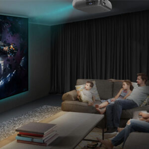 هنگام خرید پروژکتور خانگی برای تماشای فیلم و بازی به چه نکاتی توجه کنید و کدام برندها بهترین عملکرد را در سال ۱۴۰۴ دارند.